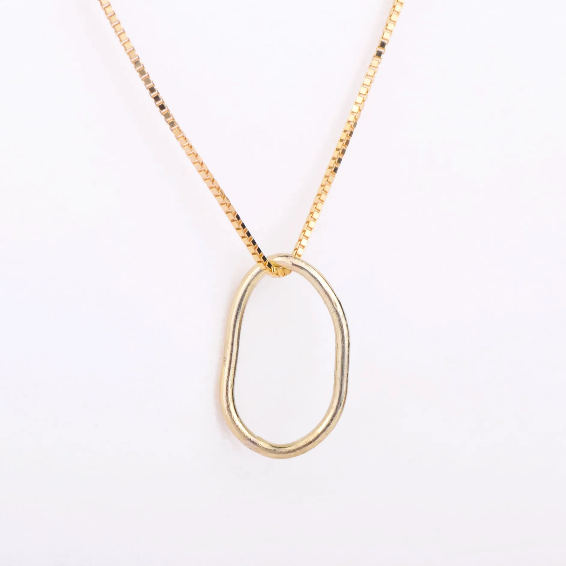 Hanger 14k lago
