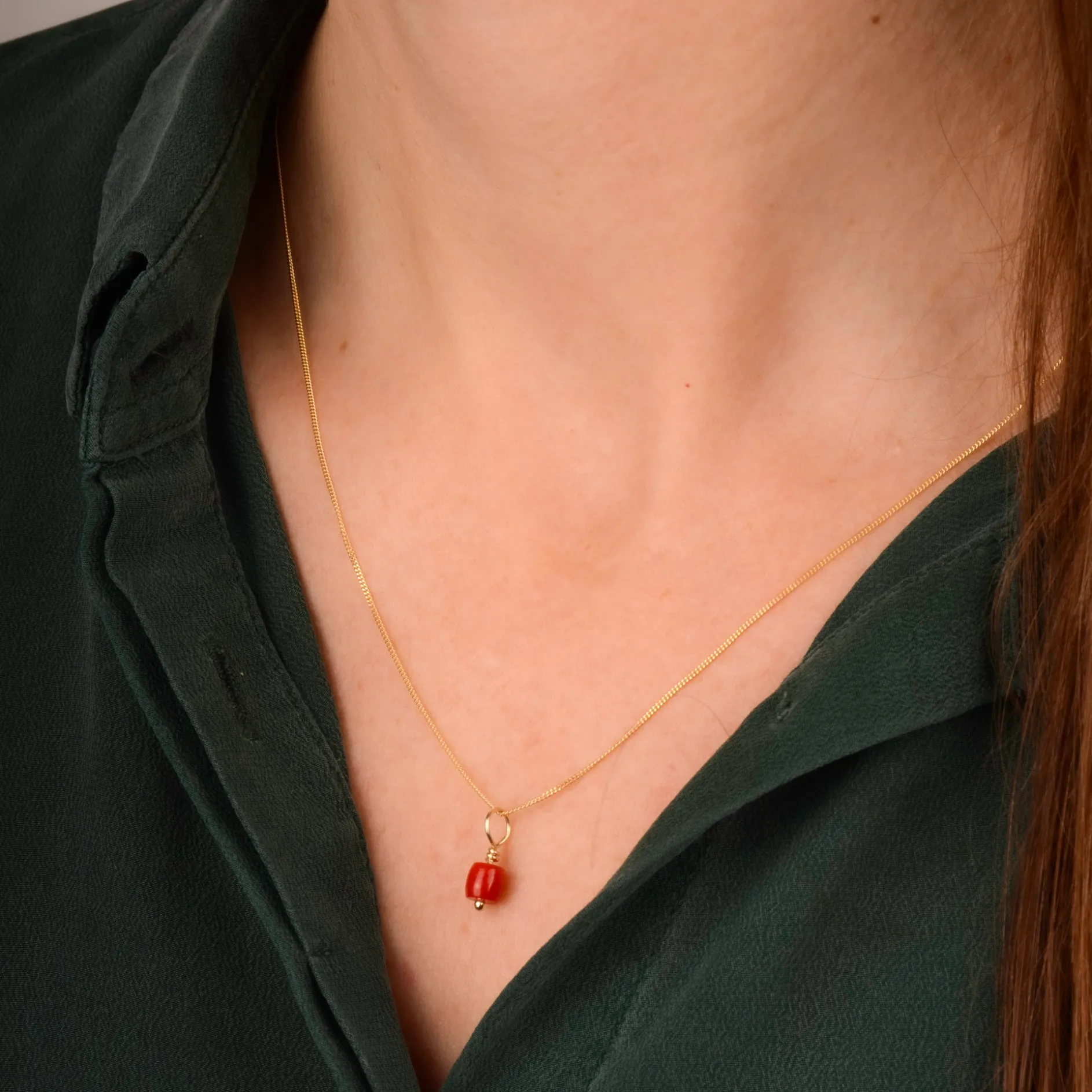Hanger 14k red passion