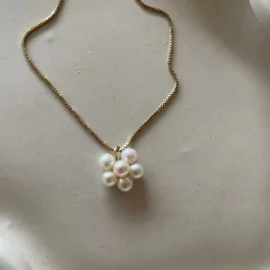 Hanger 14k White pearl bubbles