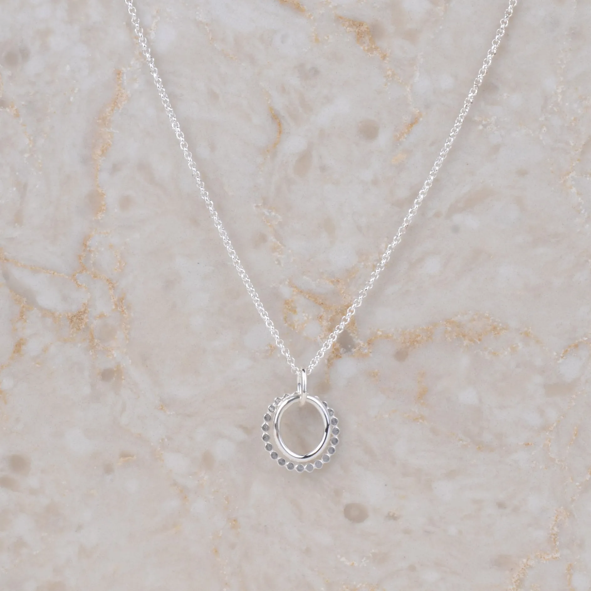 Ketting la traviata