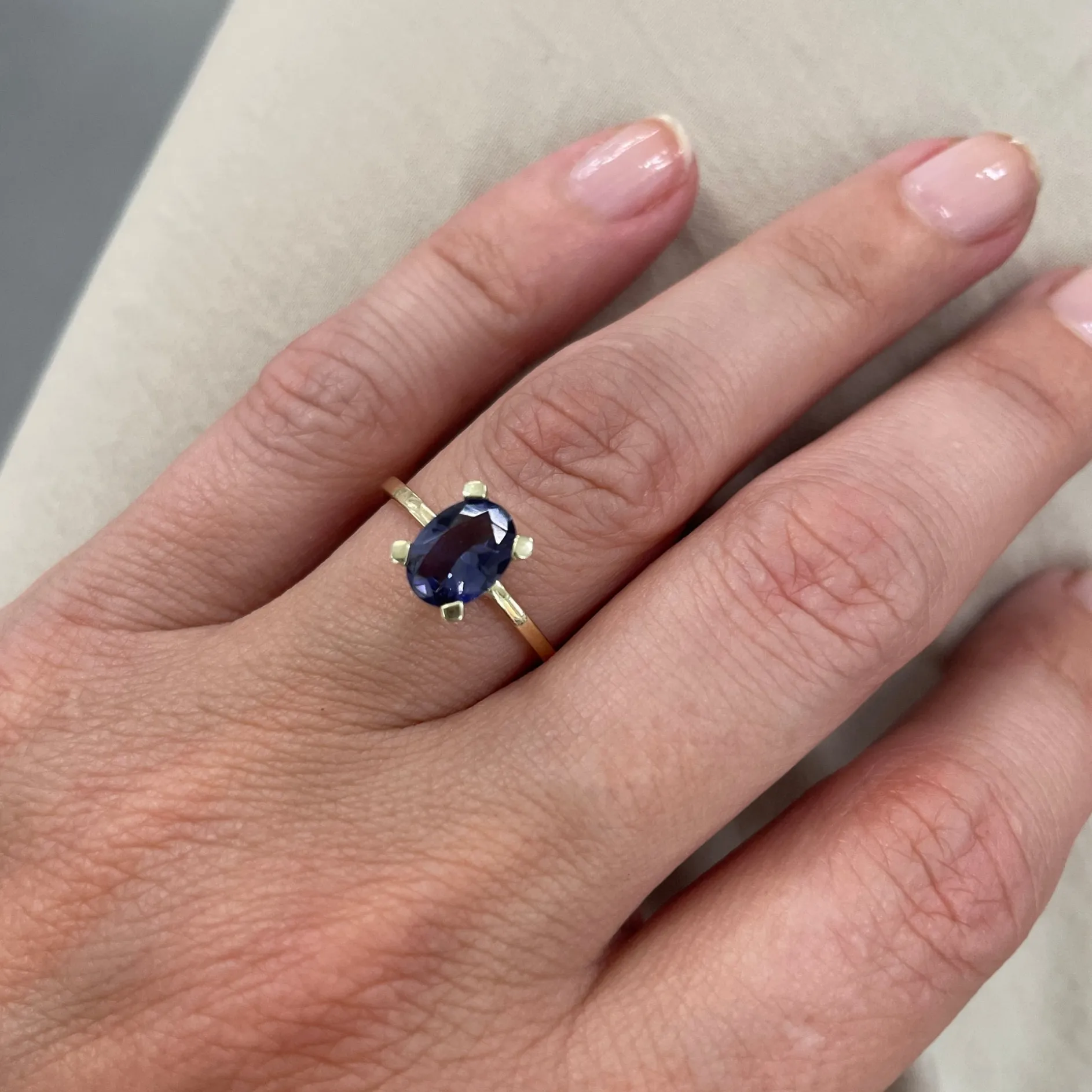 Ring 14k blue blush