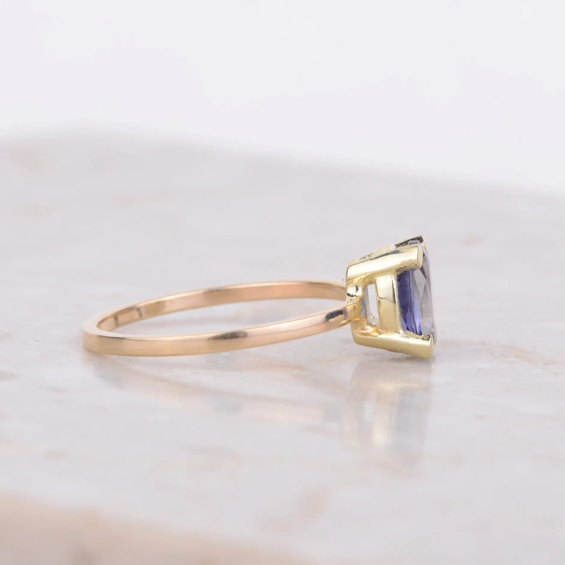 Ring 14k blue blush