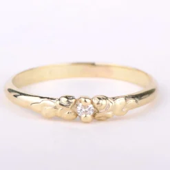 Ring 14k flower diamond