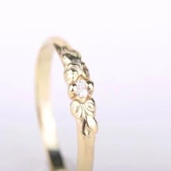 Ring 14k flower diamond