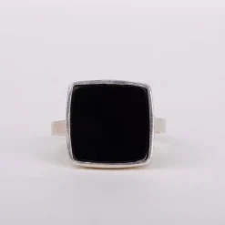 Ring mister onyx